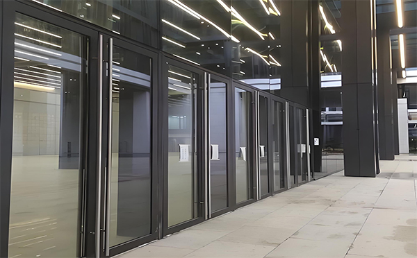 神木玻璃地弹门