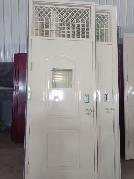 神木学校教室门