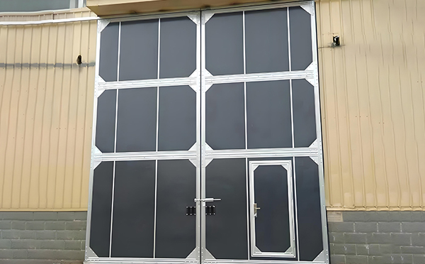 厂房神木工业门选择与维护全解析：提升效率与安全的关键要素