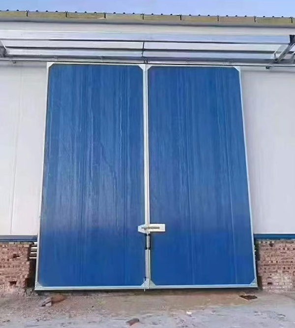 神木工业门在大型仓储物流通道中的应用实例